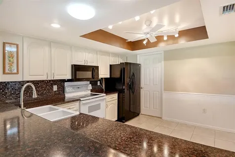 5609 Evergreen Drive Sarasota FL 34233
