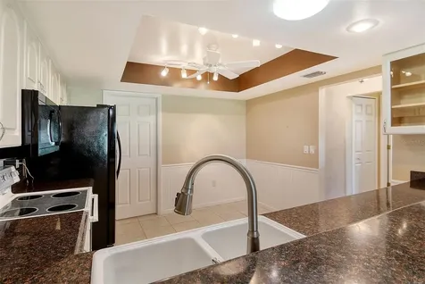 5609 Evergreen Drive Sarasota FL 34233