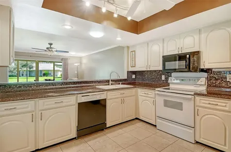 5609 Evergreen Drive Sarasota FL 34233