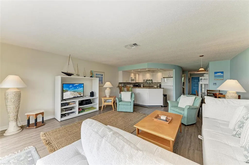 600 Manatee Avenue Holmes Beach FL 34217