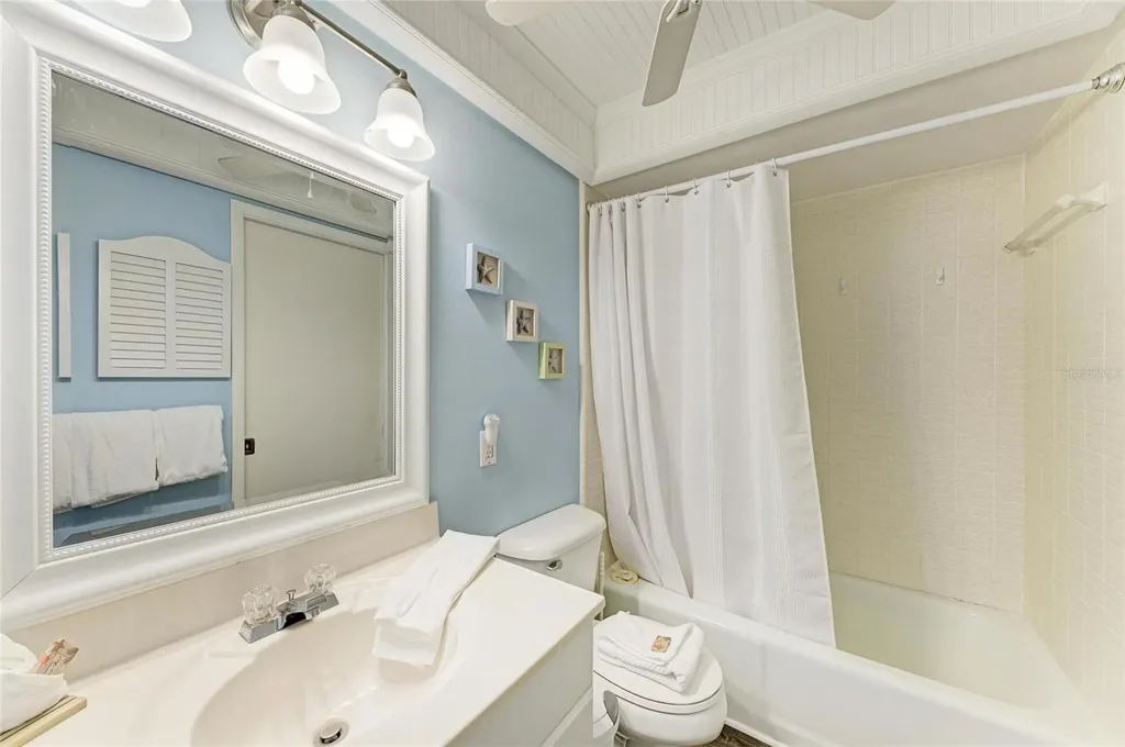 600 Manatee Avenue Holmes Beach FL 34217