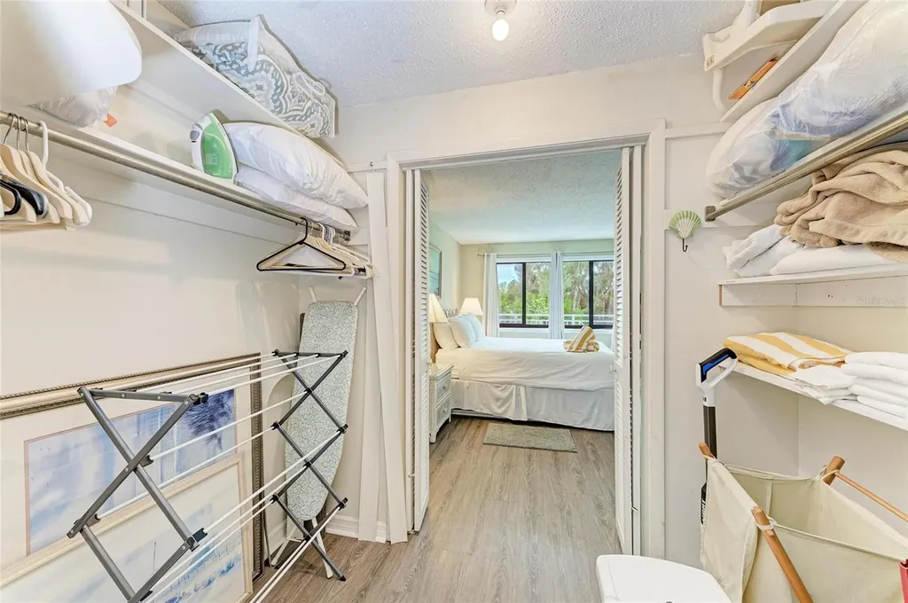 600 Manatee Avenue Holmes Beach FL 34217