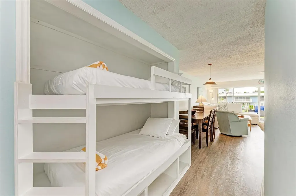 600 Manatee Avenue Holmes Beach FL 34217