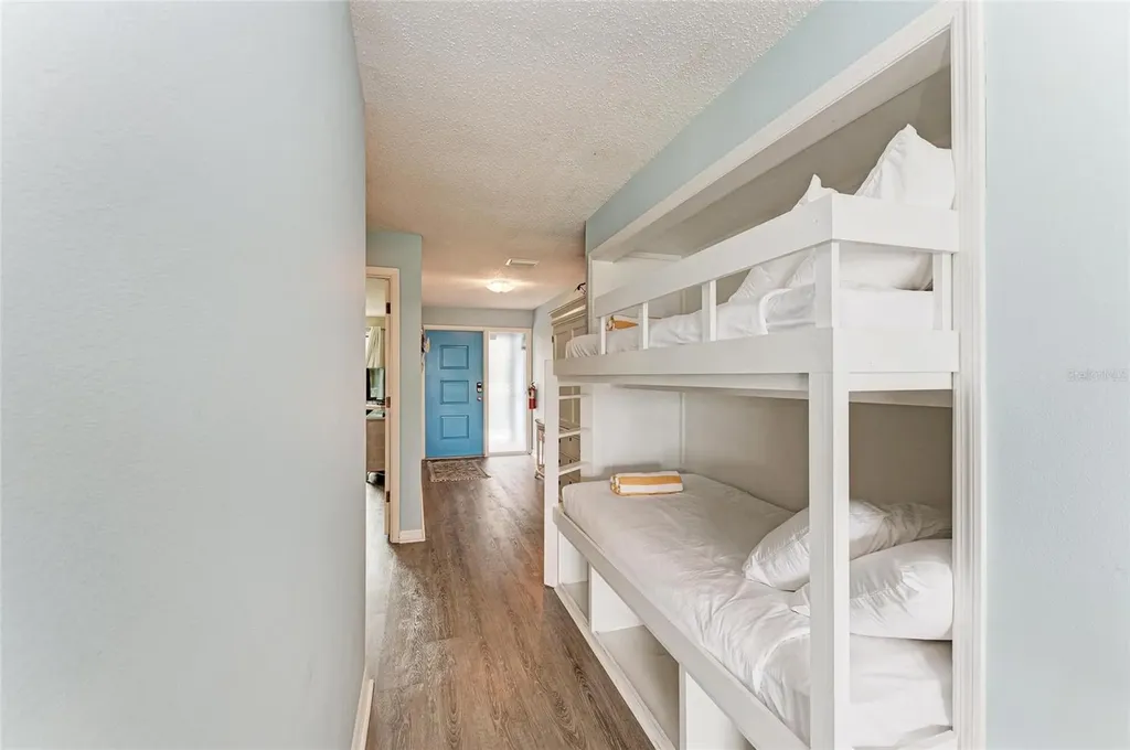 600 Manatee Avenue Holmes Beach FL 34217