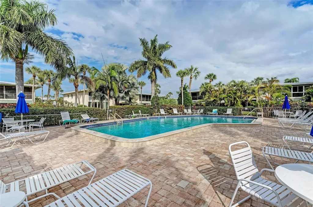 600 Manatee Avenue Holmes Beach FL 34217