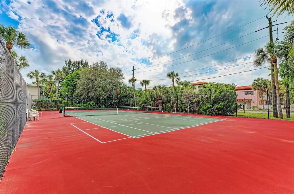 600 Manatee Avenue Holmes Beach FL 34217