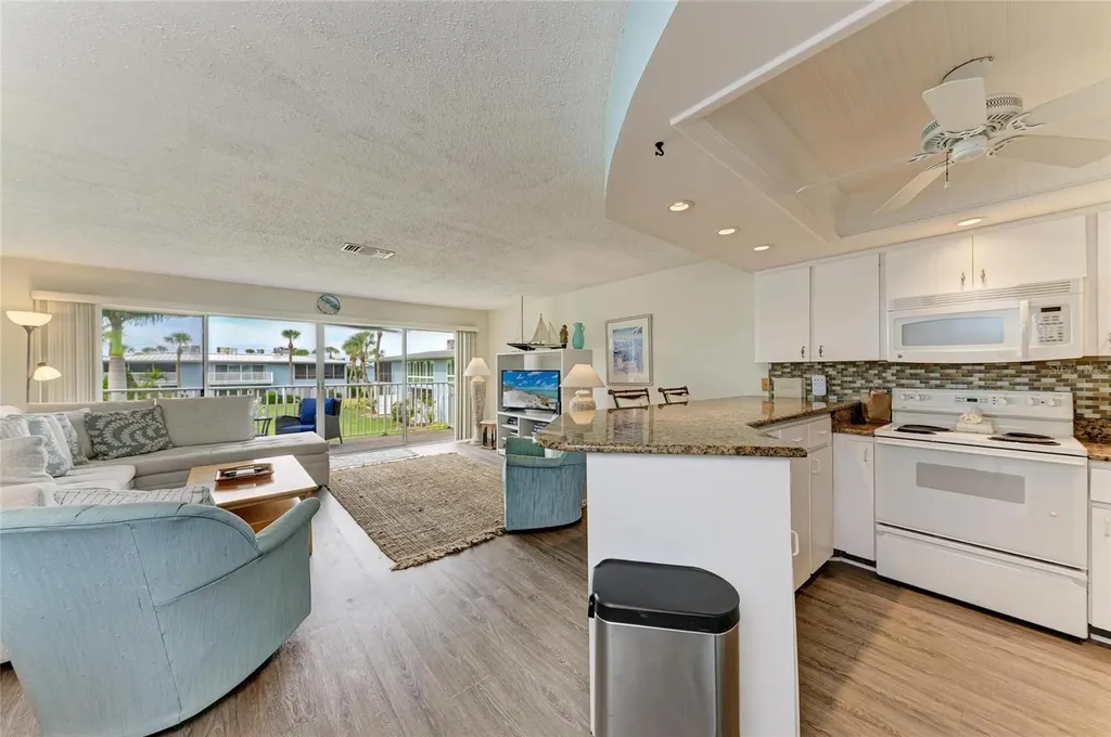 600 Manatee Avenue Holmes Beach FL 34217