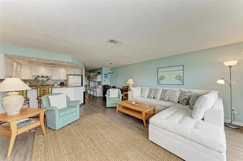 600 Manatee Avenue Holmes Beach FL 34217