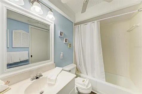 600 Manatee Avenue Holmes Beach FL 34217