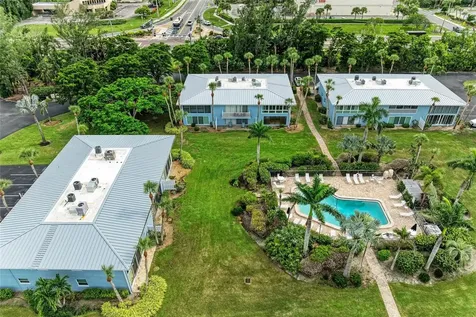 600 Manatee Avenue Holmes Beach FL 34217