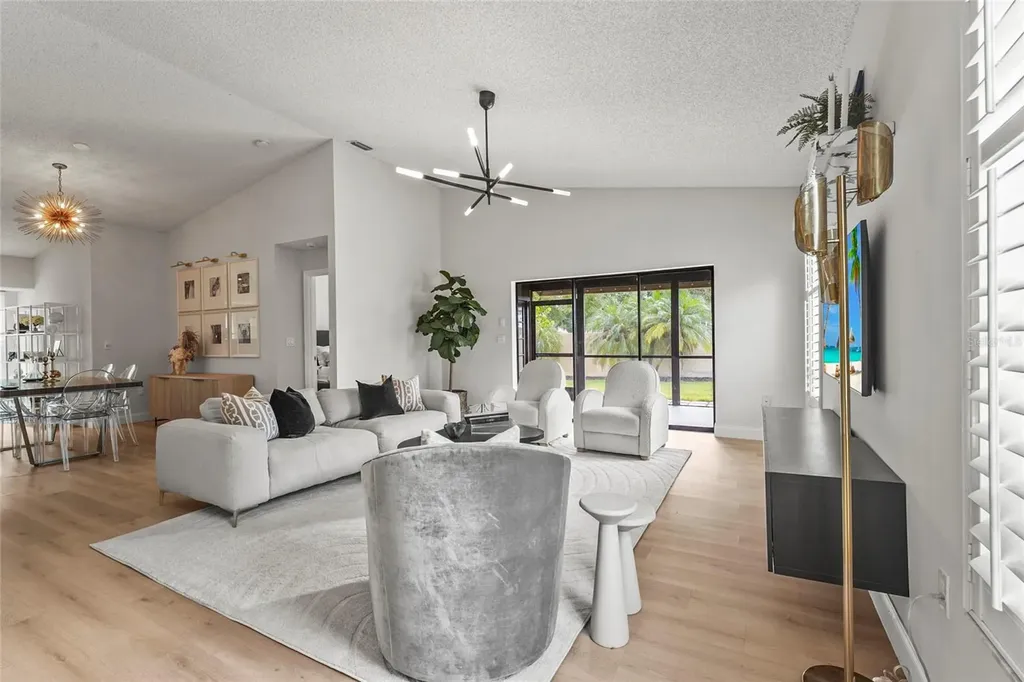7845 Pine Trace Drive Sarasota FL 34243