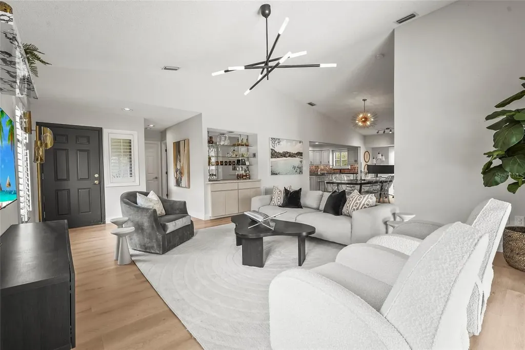7845 Pine Trace Drive Sarasota FL 34243