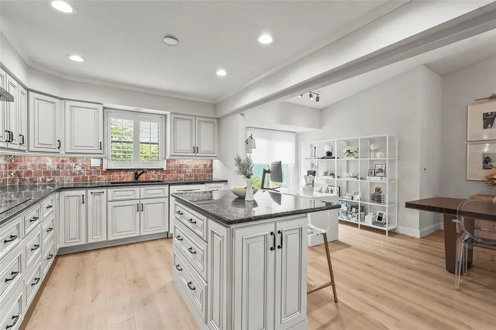 7845 Pine Trace Drive Sarasota FL 34243