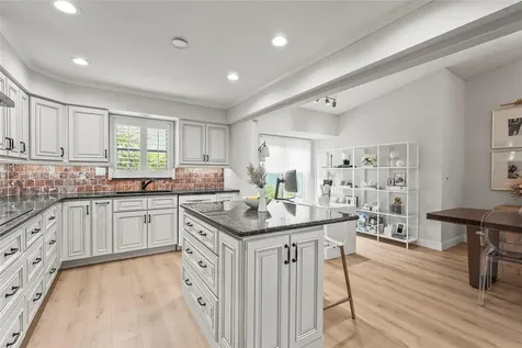 7845 Pine Trace Drive Sarasota FL 34243
