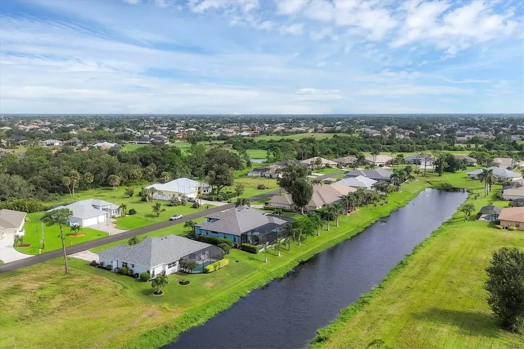 39 Medalist Circle Rotonda West FL 33947
