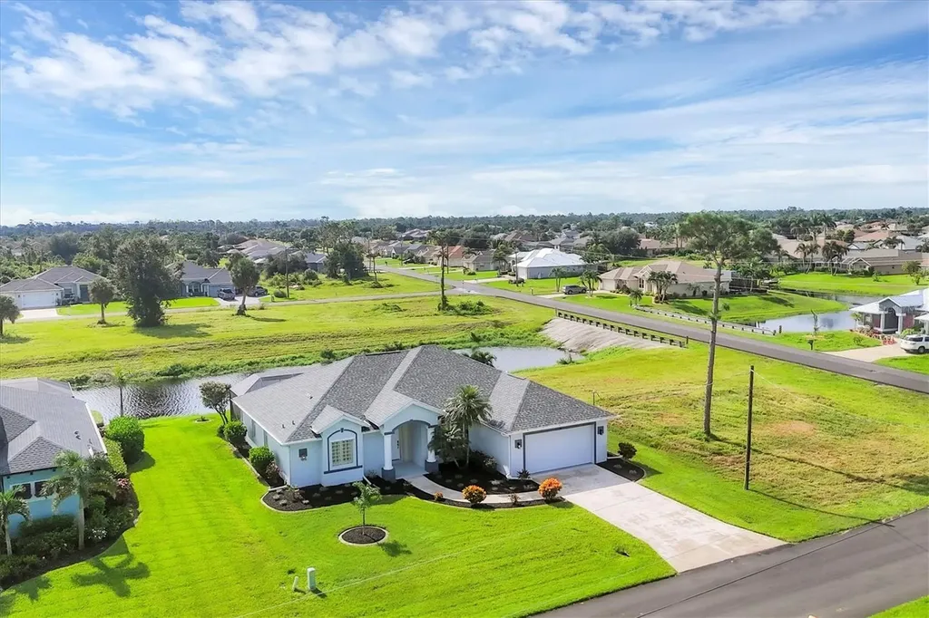 39 Medalist Circle Rotonda West FL 33947