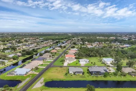 39 Medalist Circle Rotonda West FL 33947