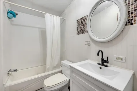 475 Leslie Drive Port Orange FL 32127