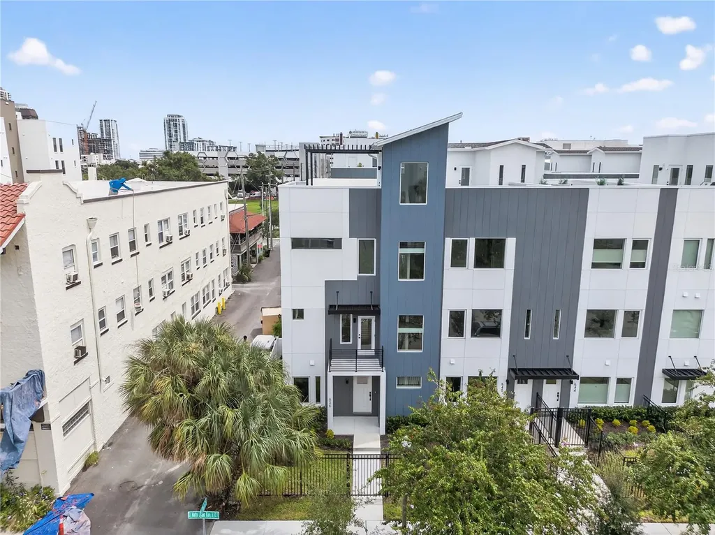536 Drive Martin Luther King Jr Street S St Petersburg FL 33701