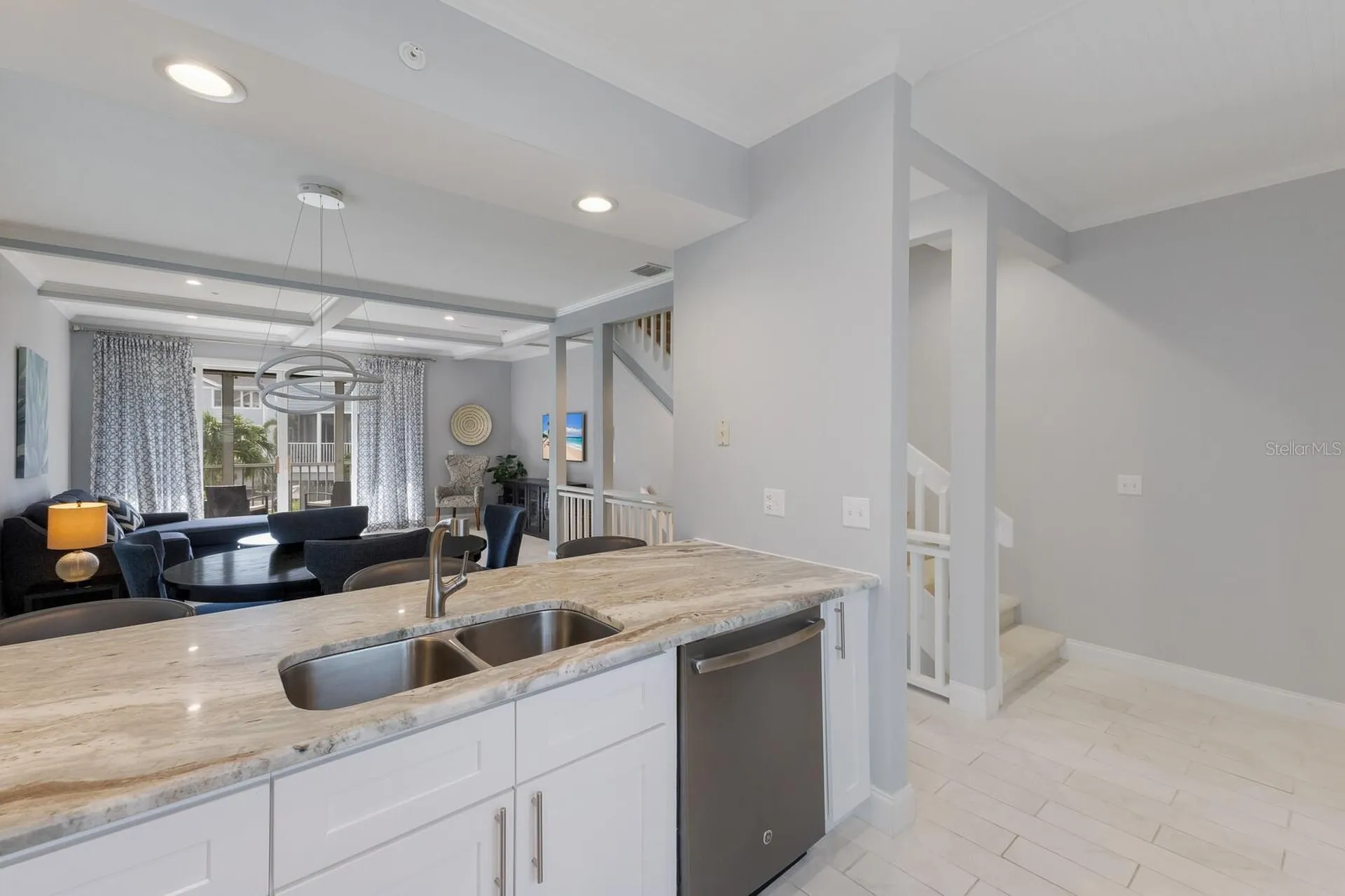 847 Evergreen Way Longboat Key FL 34228