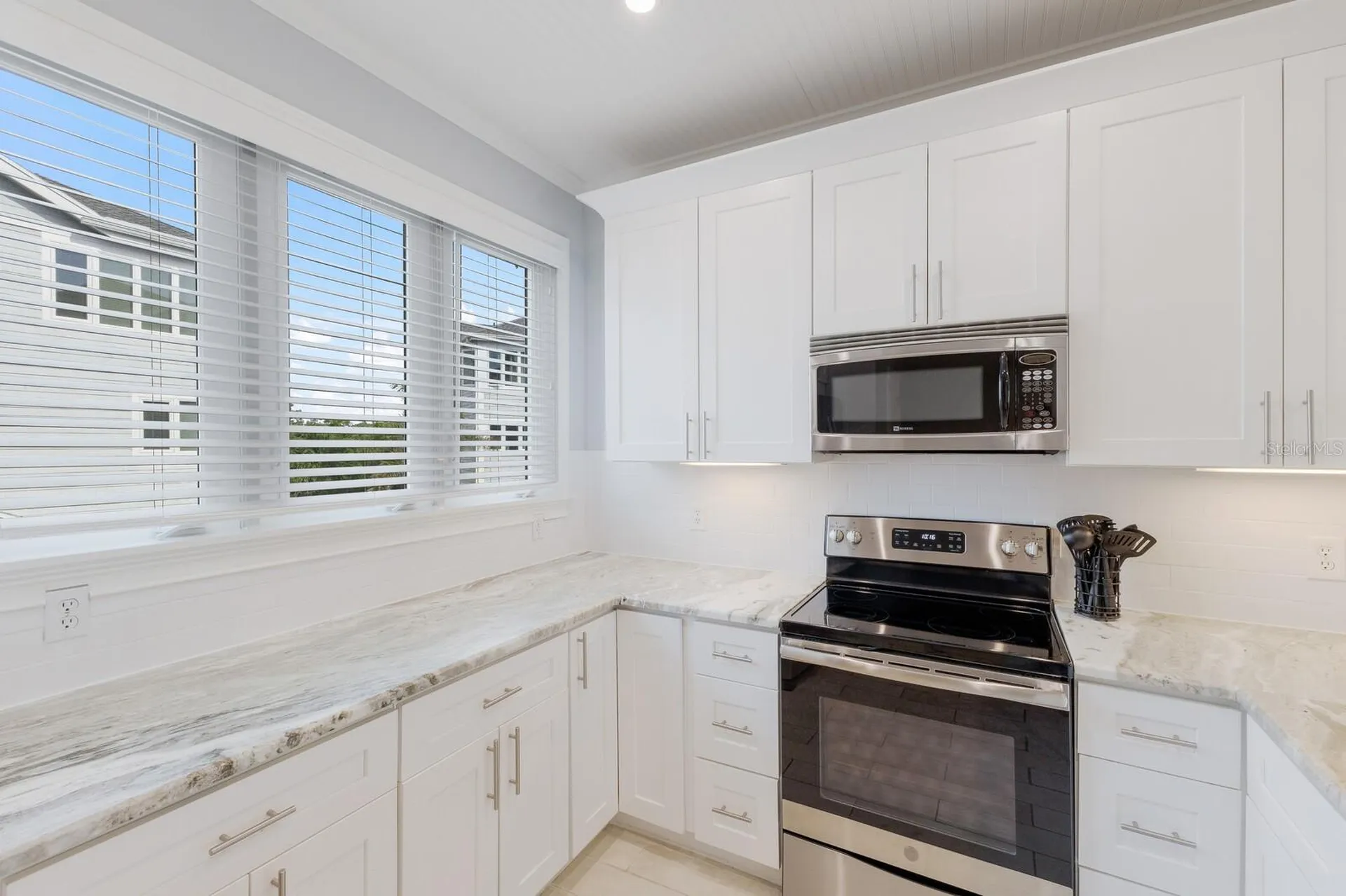 847 Evergreen Way Longboat Key FL 34228