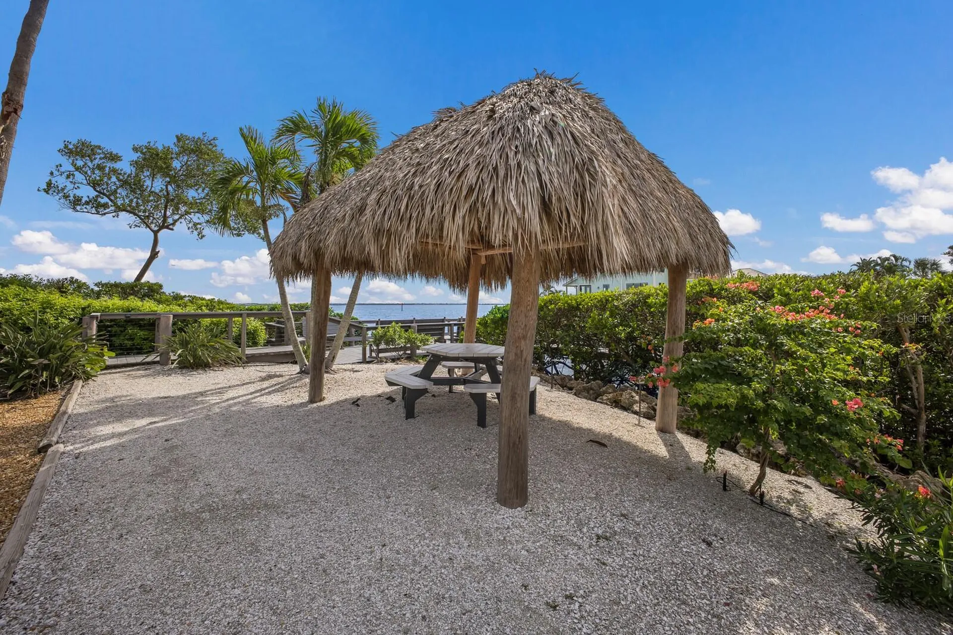 847 Evergreen Way Longboat Key FL 34228