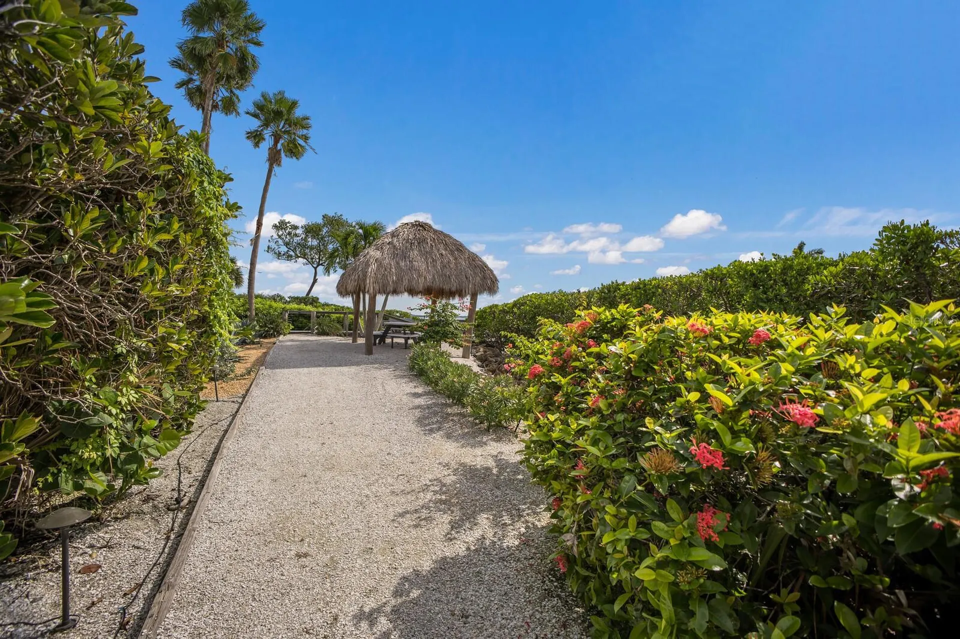 847 Evergreen Way Longboat Key FL 34228