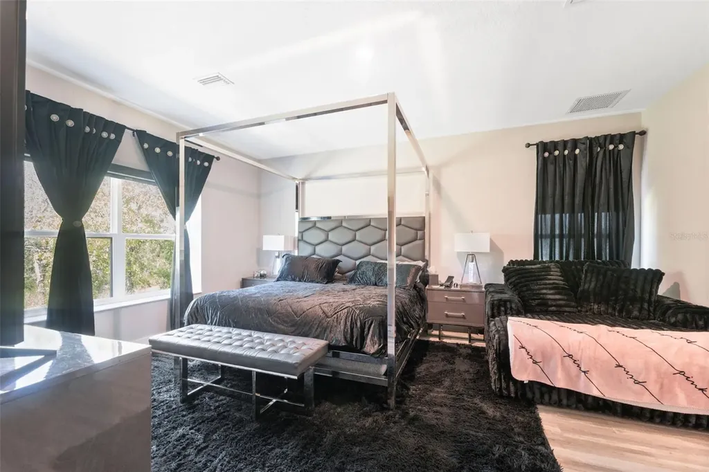 13073 Jaywalk Road Weeki Wachee FL 34614