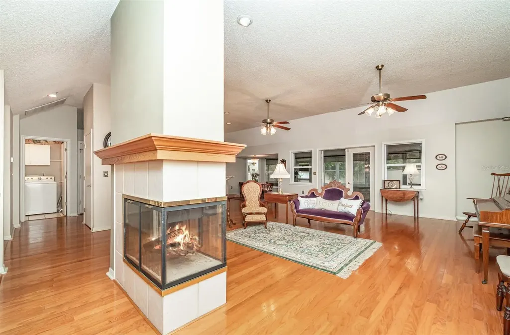 6901 Hayter Drive Lakeland FL 33813
