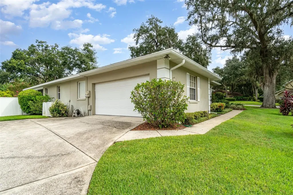 6901 Hayter Drive Lakeland FL 33813