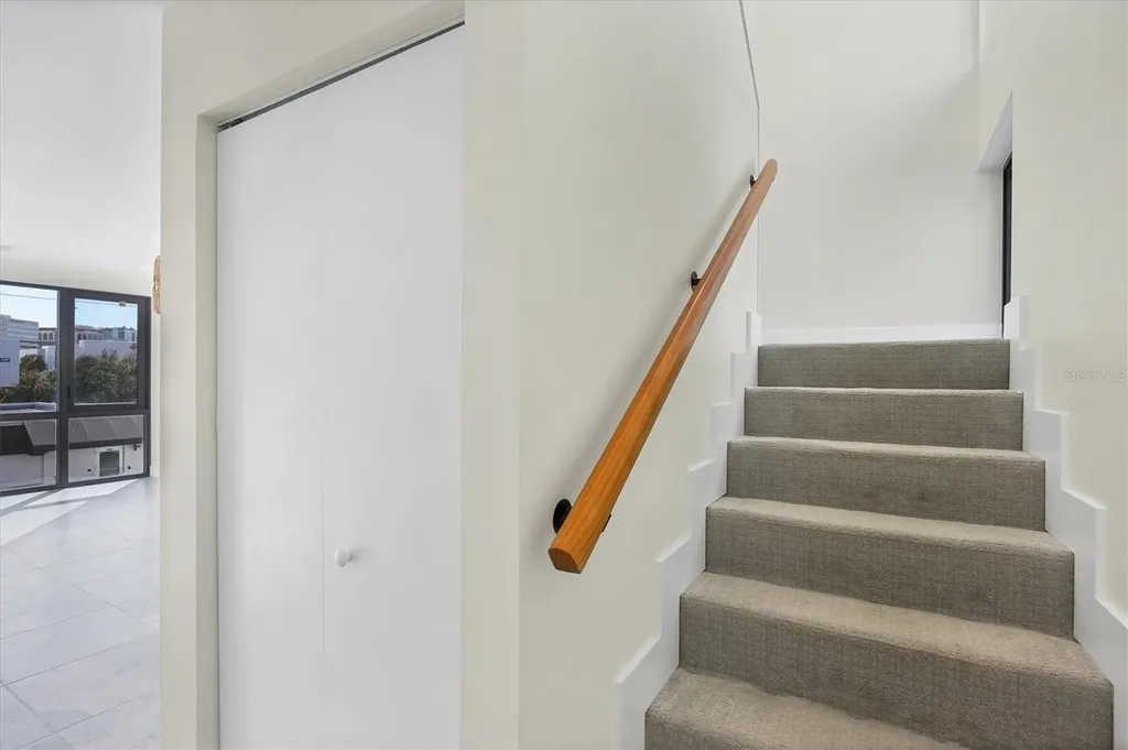 1558 4th Street Sarasota FL 34236