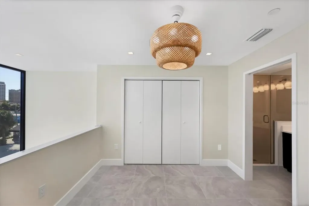 1558 4th Street Sarasota FL 34236