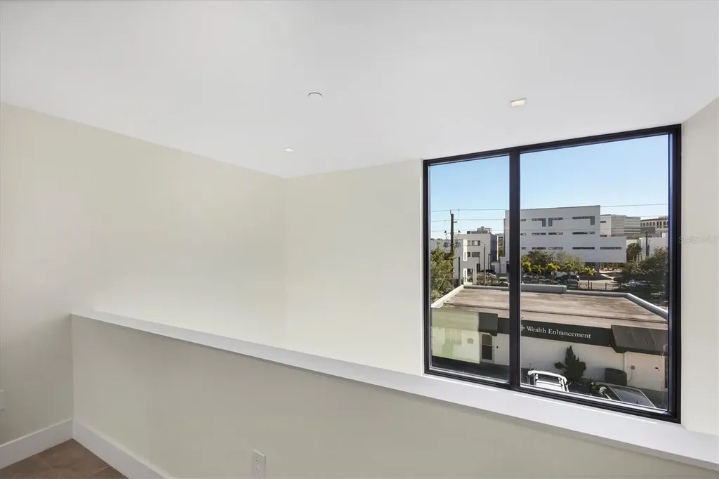 1558 4th Street Sarasota FL 34236