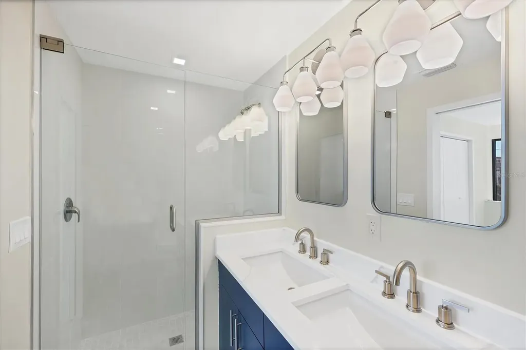 1558 4th Street Sarasota FL 34236