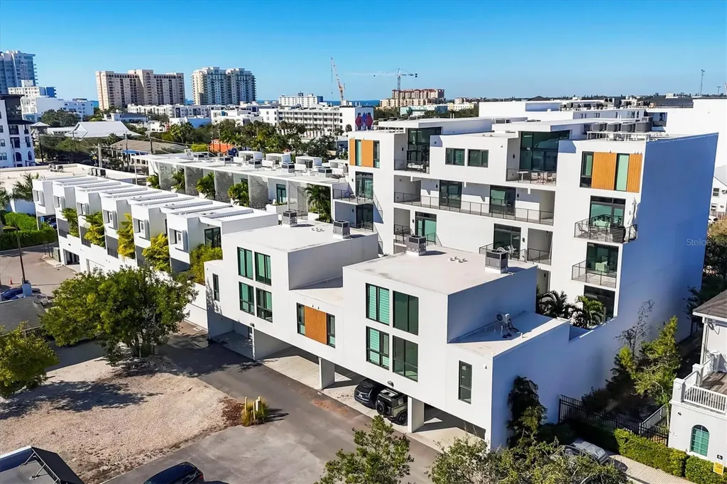 1558 4th Street Sarasota FL 34236