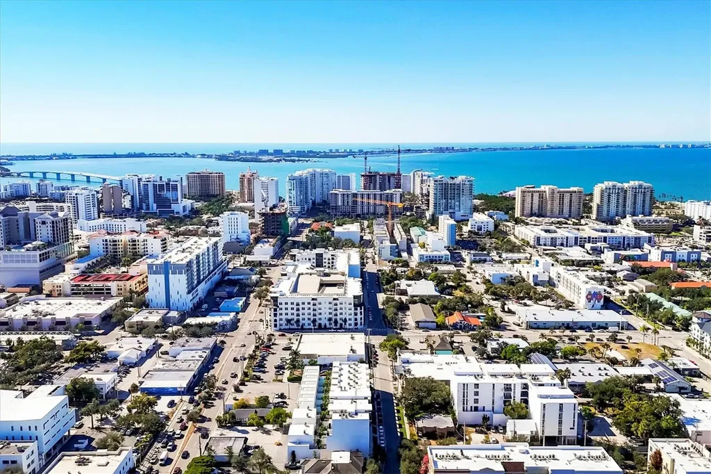 1558 4th Street Sarasota FL 34236