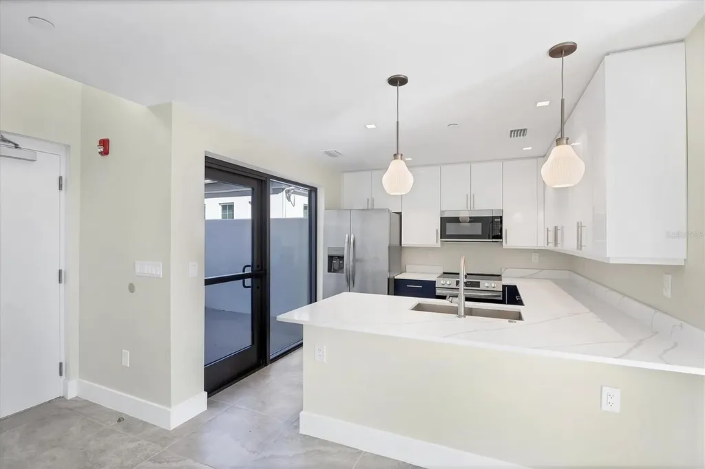 1558 4th Street Sarasota FL 34236