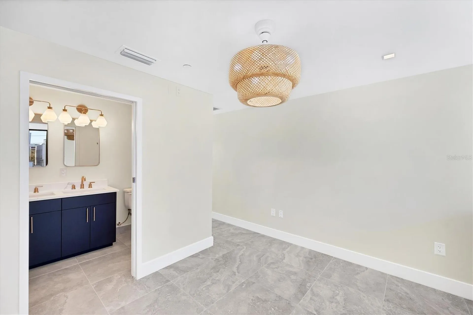 1558 4th Street Sarasota FL 34236
