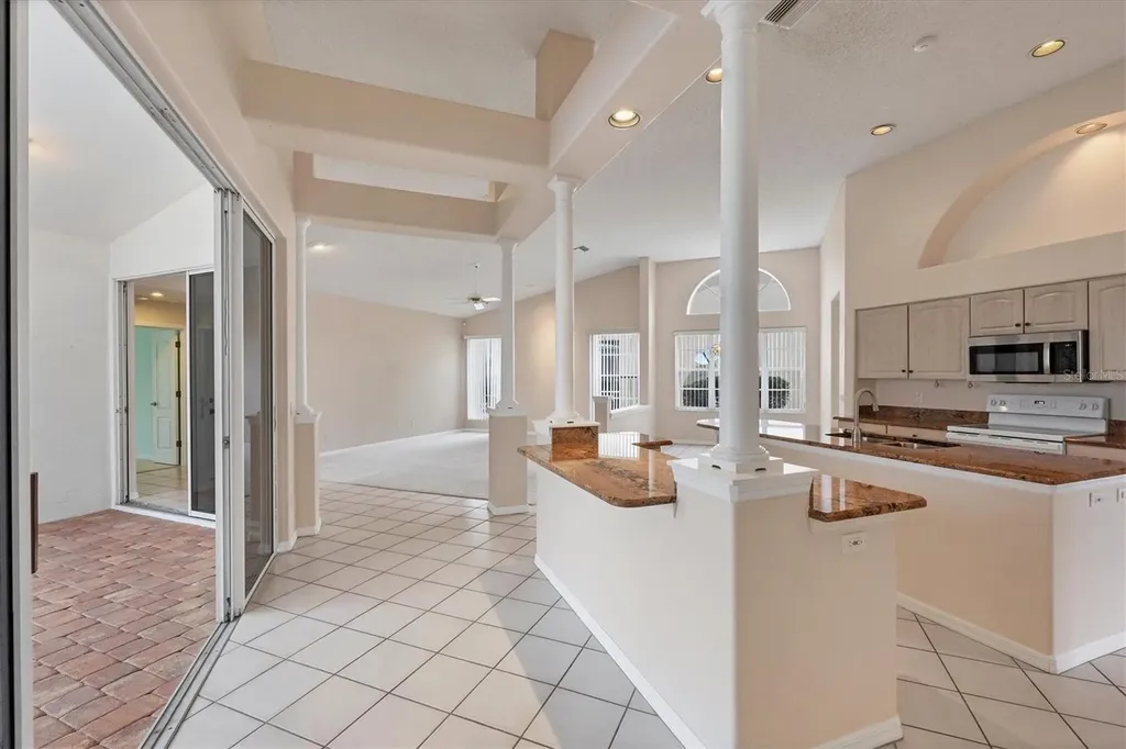 8824 Havenridge Drive Sarasota FL 34238