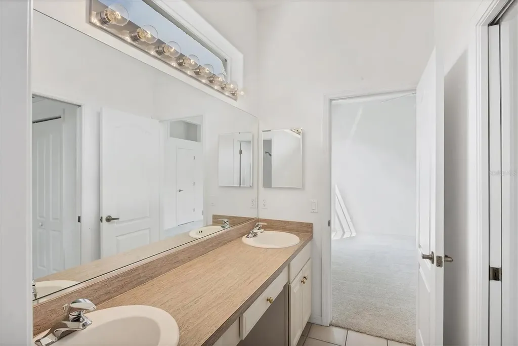 8824 Havenridge Drive Sarasota FL 34238