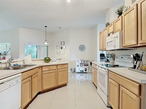 1610 Hanover Avenue Deltona FL 32725