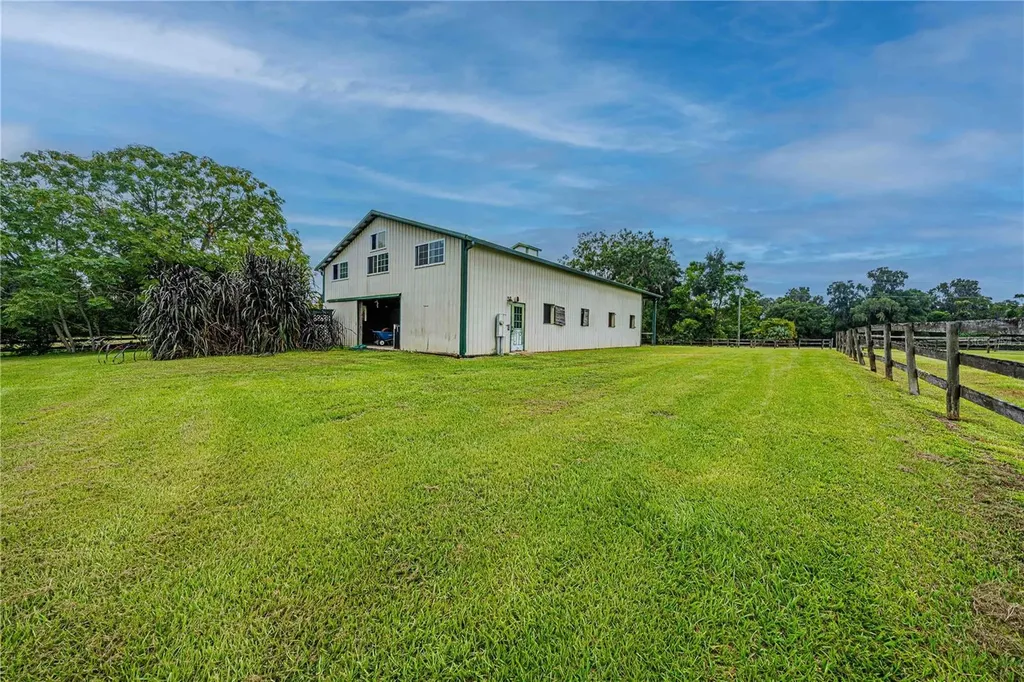 12615 NW Gainesville Road Reddick FL 32686