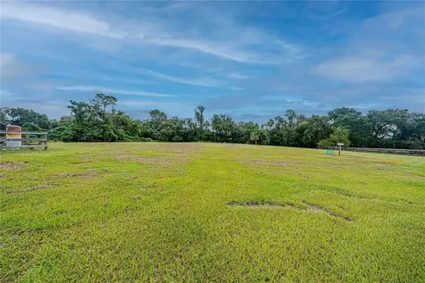 12615 NW Gainesville Road Reddick FL 32686