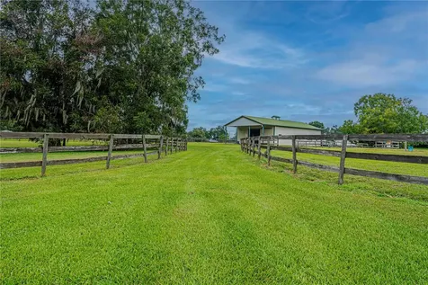 12615 NW Gainesville Road Reddick FL 32686