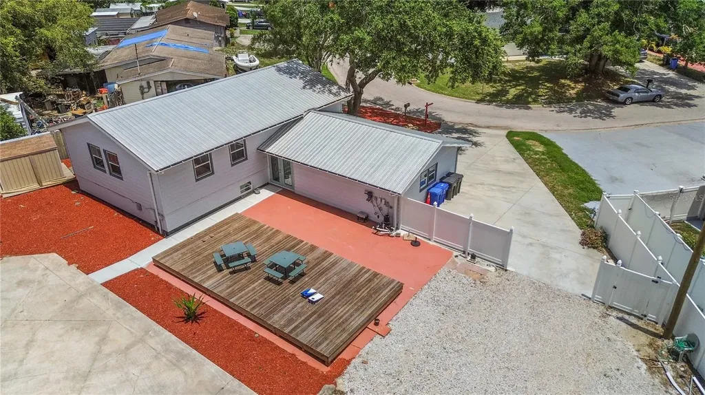 6515 Dimarco Road Tampa FL 33634