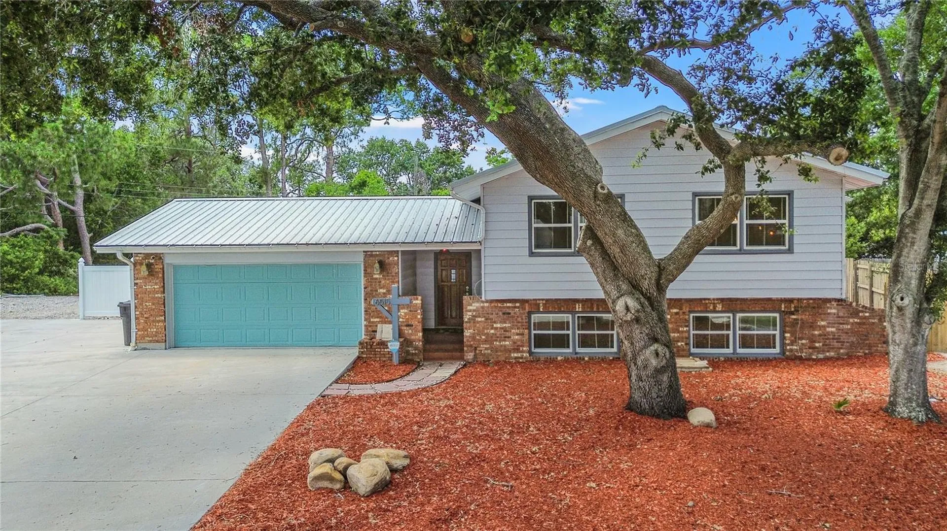 6515 Dimarco Road Tampa FL 33634