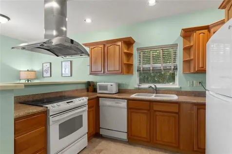 6515 Dimarco Road Tampa FL 33634