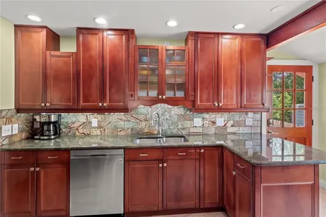 6515 Dimarco Road Tampa FL 33634