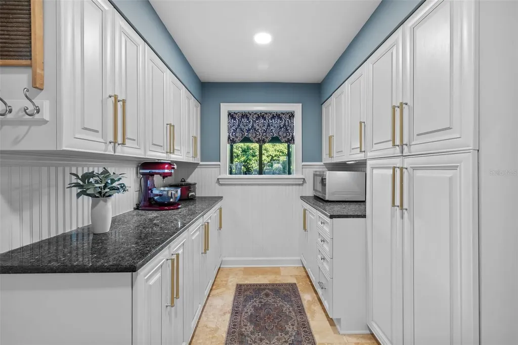 632 Royal Dornock Court Tarpon Springs FL 34688