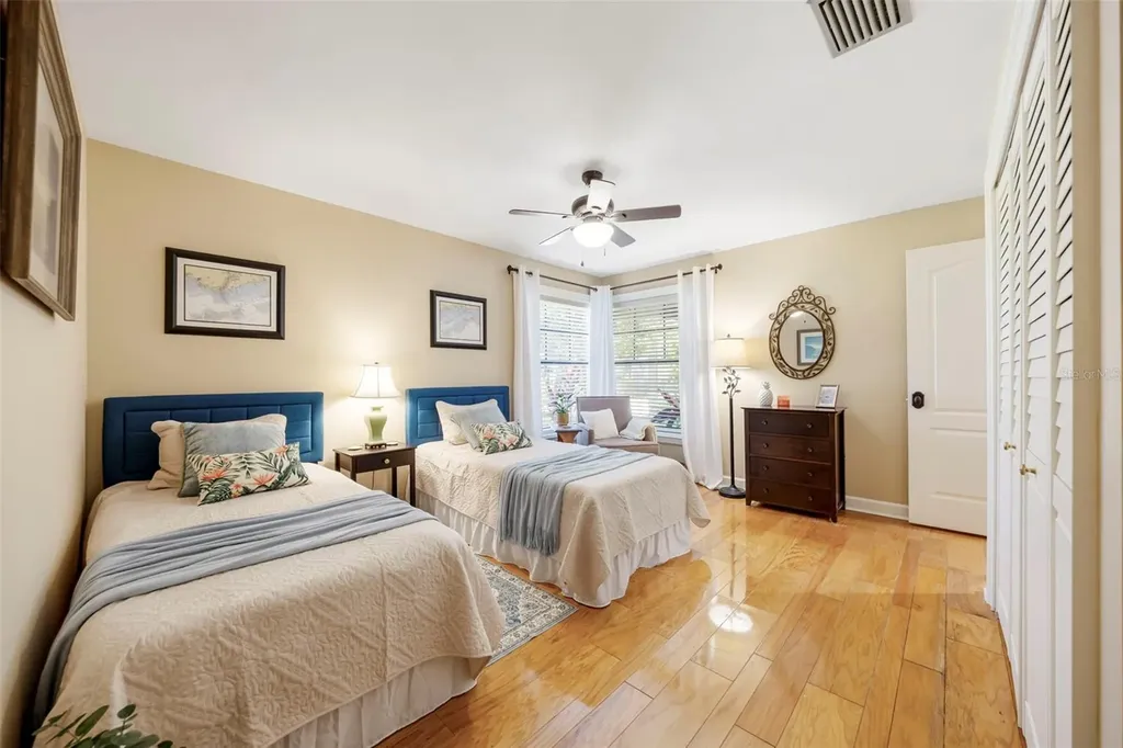 632 Royal Dornock Court Tarpon Springs FL 34688